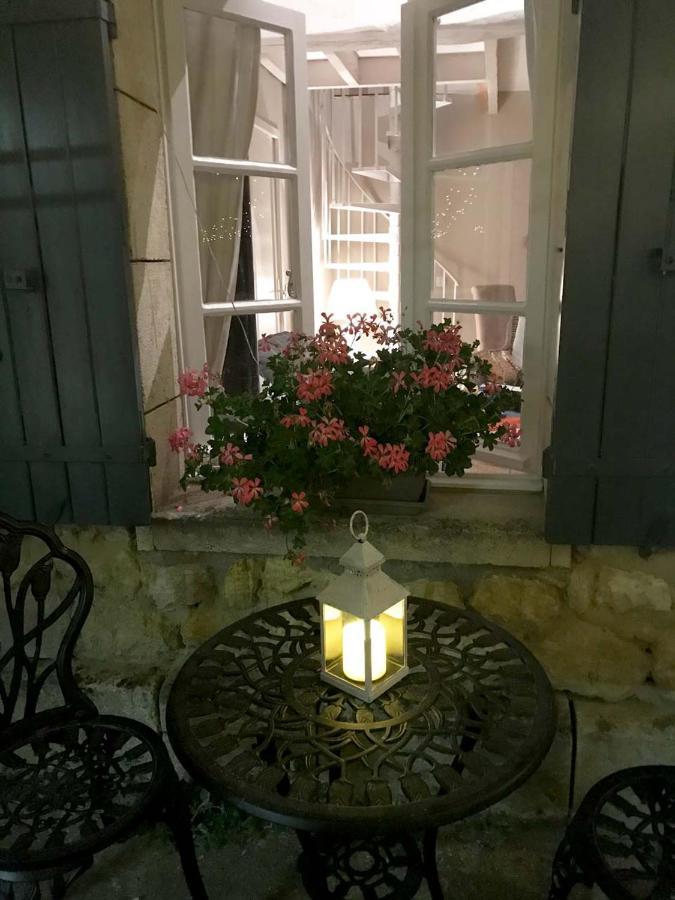 40 Le Bourg Bed & Breakfast Saint-Ciers-de-Canesse Dış mekan fotoğraf